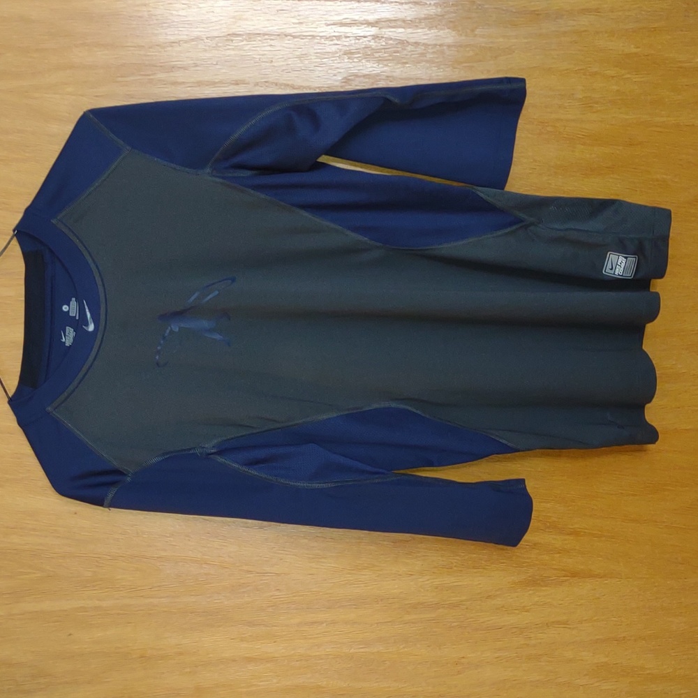Nike Pro Combat dri-fit fitted performance apparel Mens Small long sleeve tshirt